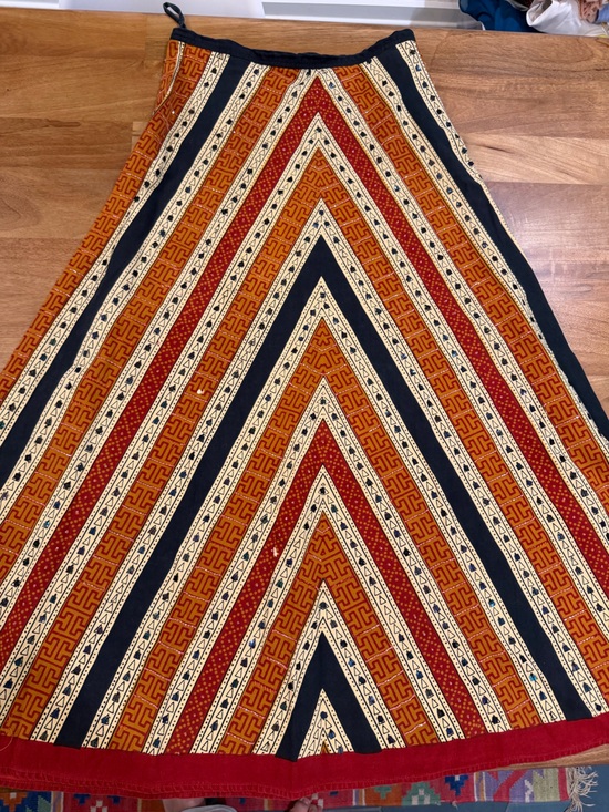 Willi Smith Dresses & Skirts - Willi Smith Vintage Maxi Skirt in Rust, Black & Cream w/ Beading Size 6